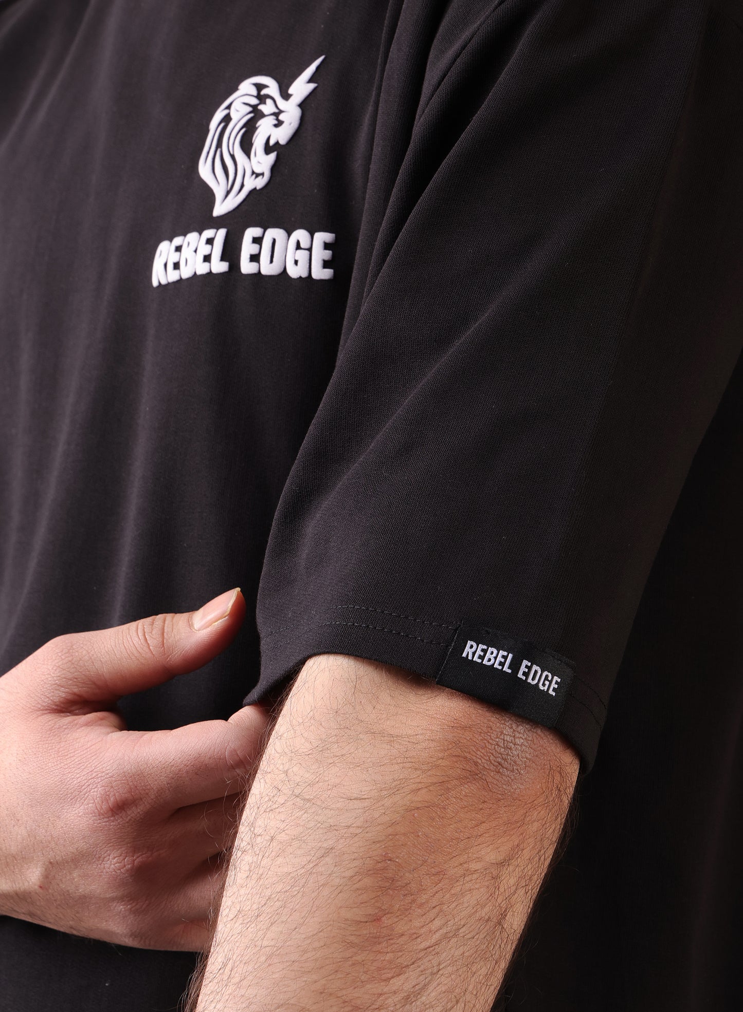 CORE TEE – BLACK
