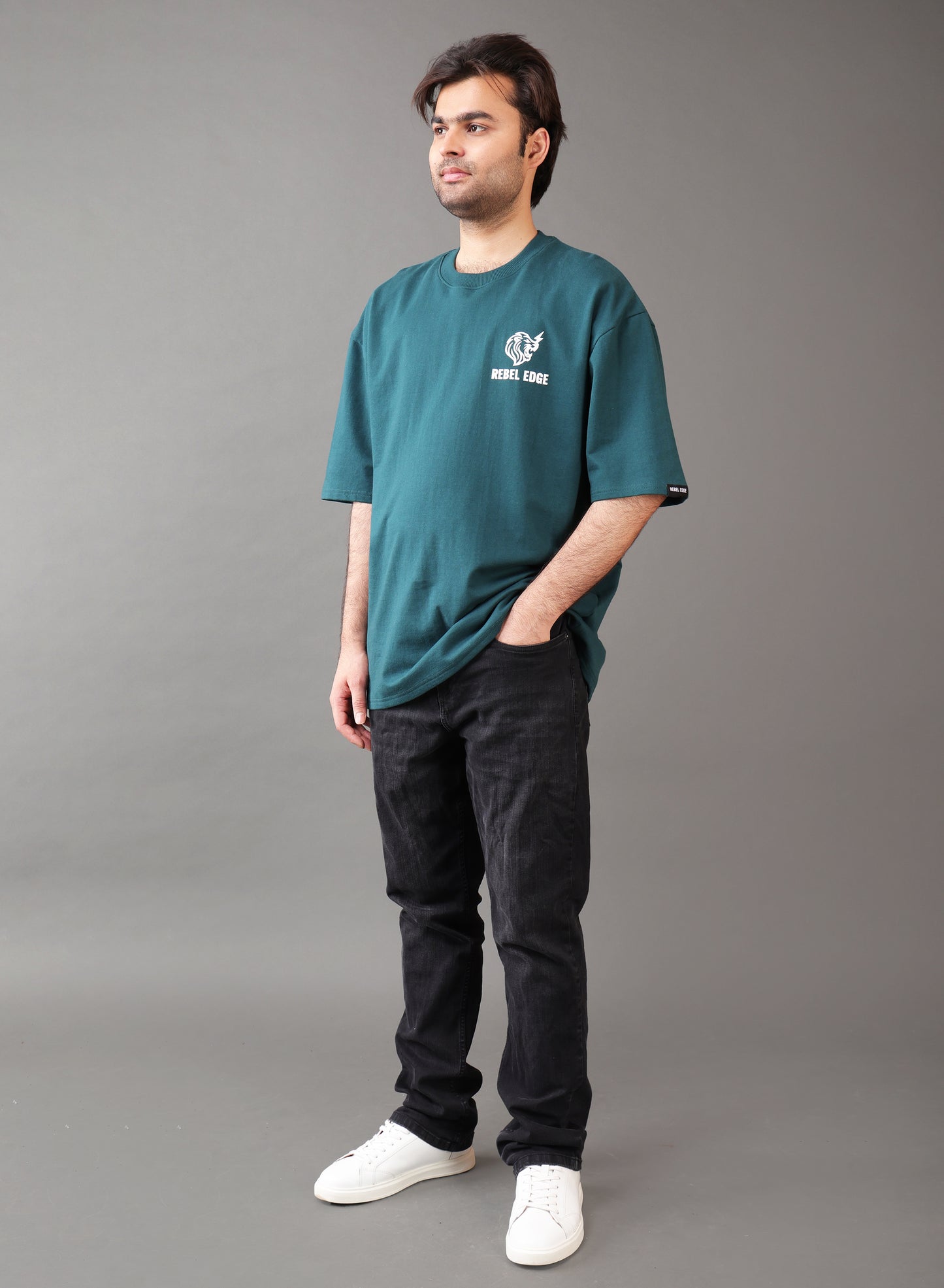 CORE TEE – BOTTLE GREEN
