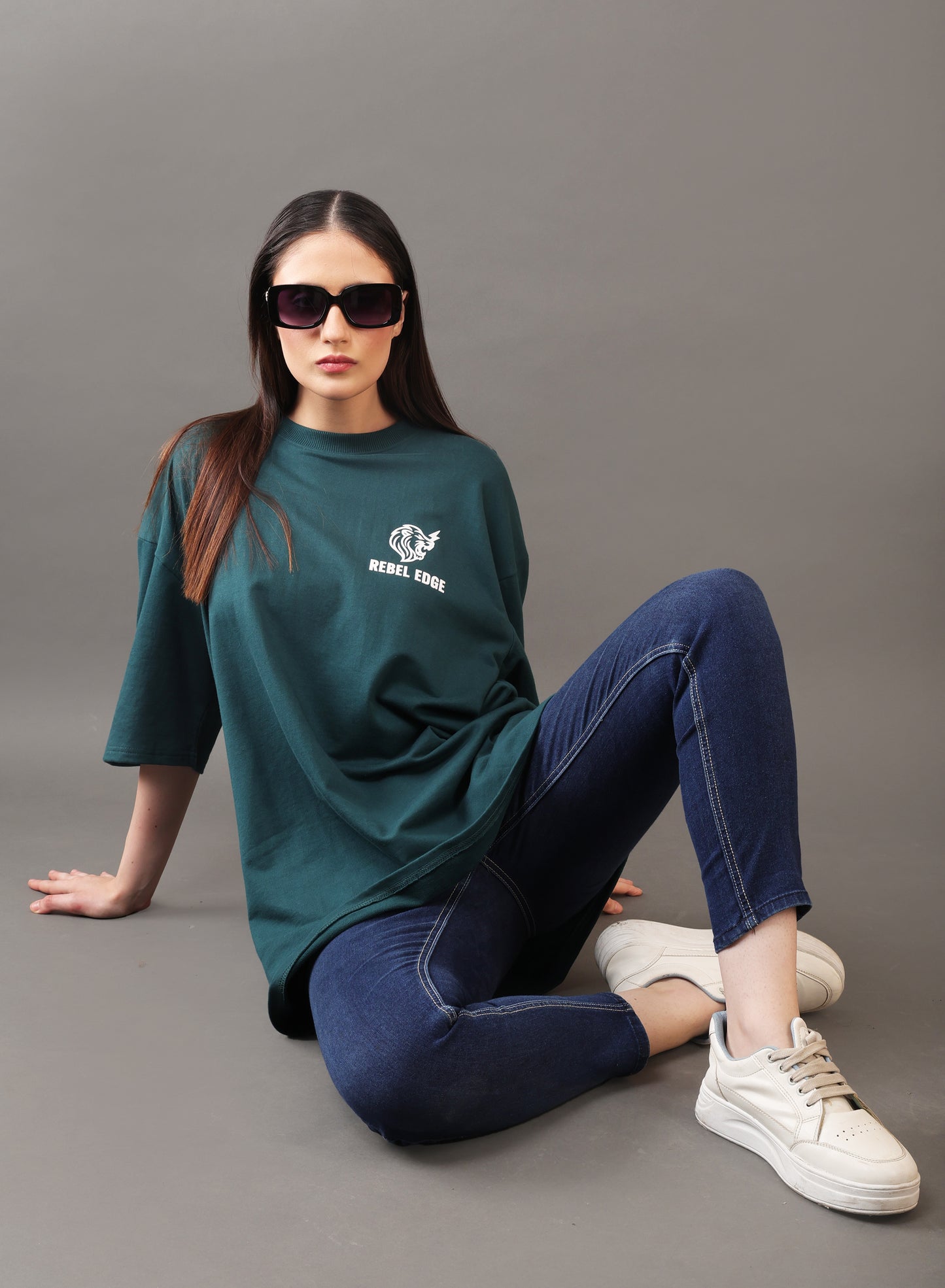 CORE TEE – BOTTLE GREEN